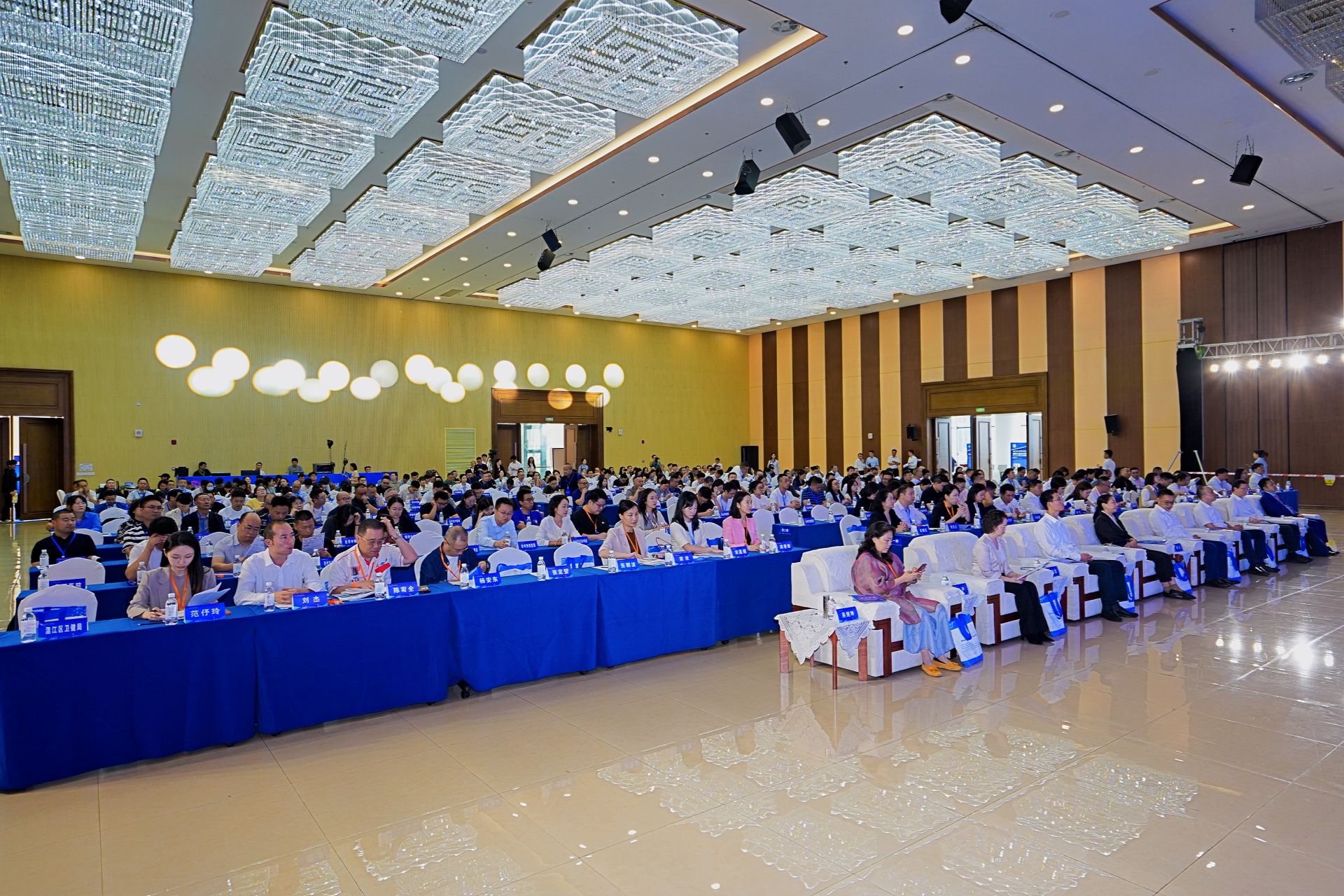 ce62a202610012305174915.jpg